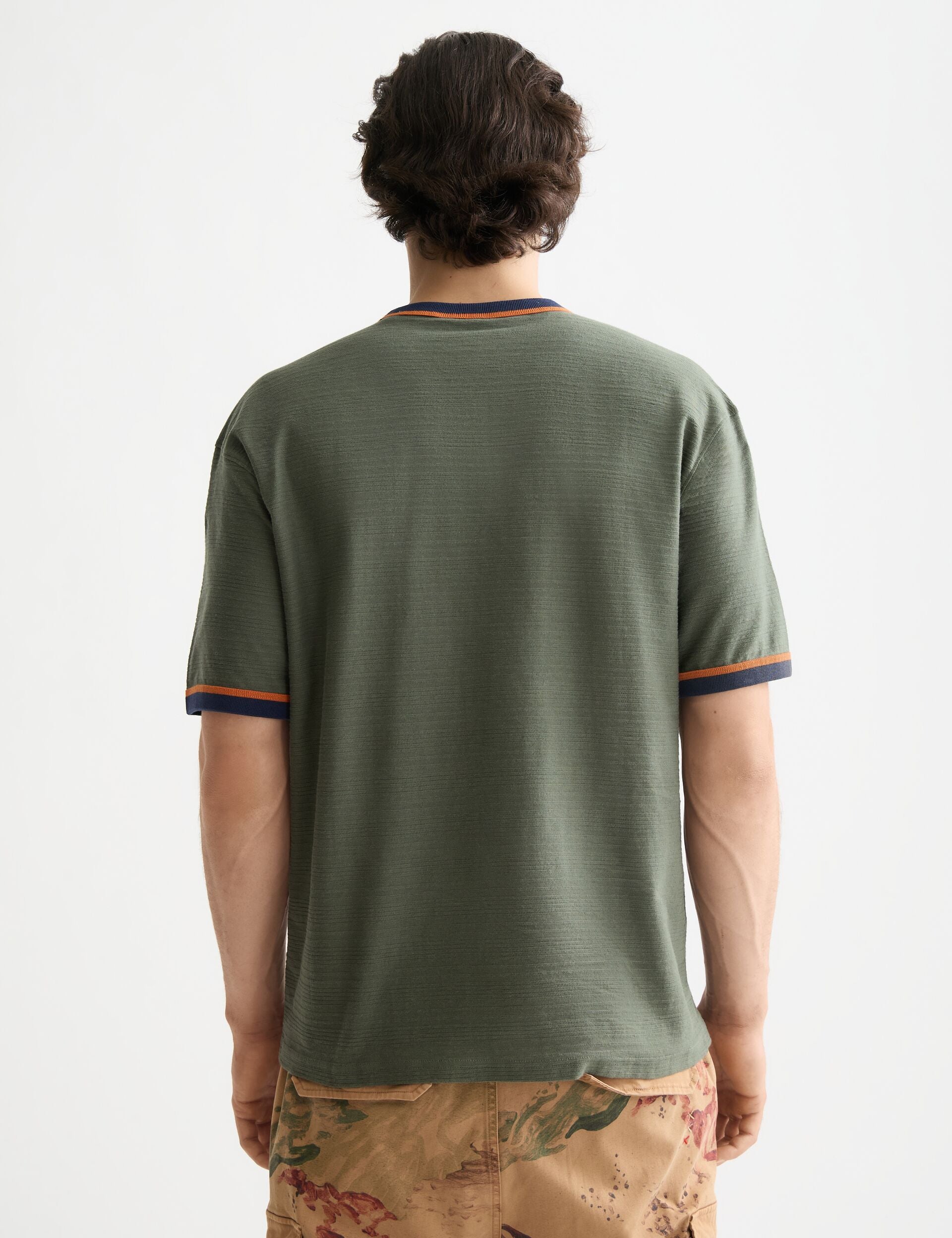 Relaxed Fit Bound Neckline T-shirt