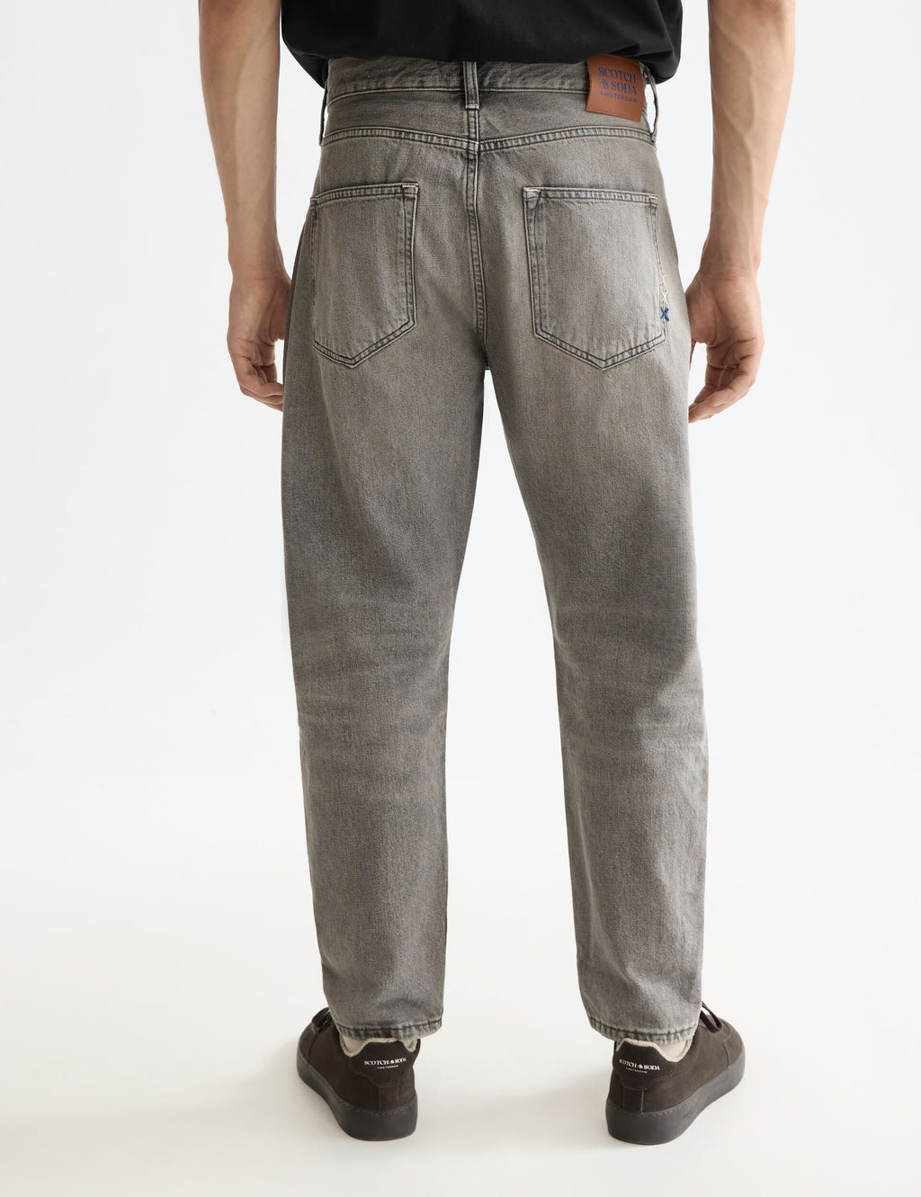 CORE Dean loose tapered jeans — Grey Road