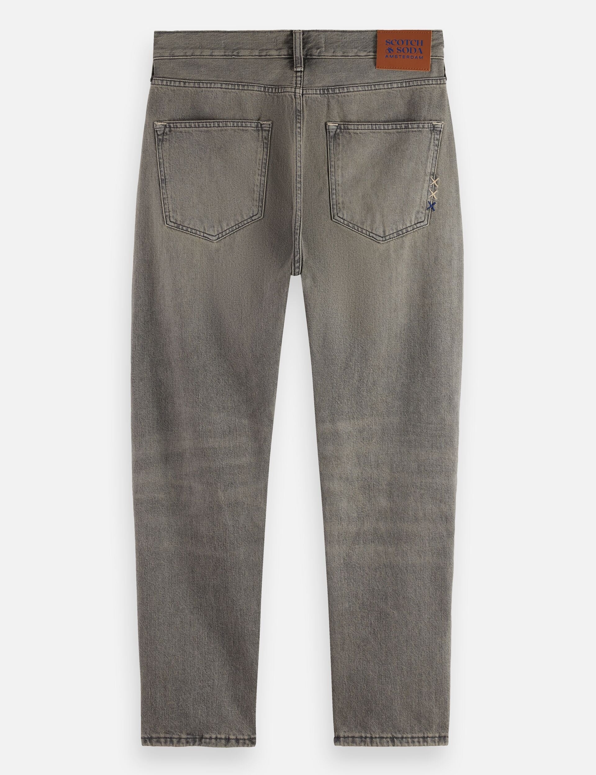 CORE Dean loose tapered jeans — Grey Road