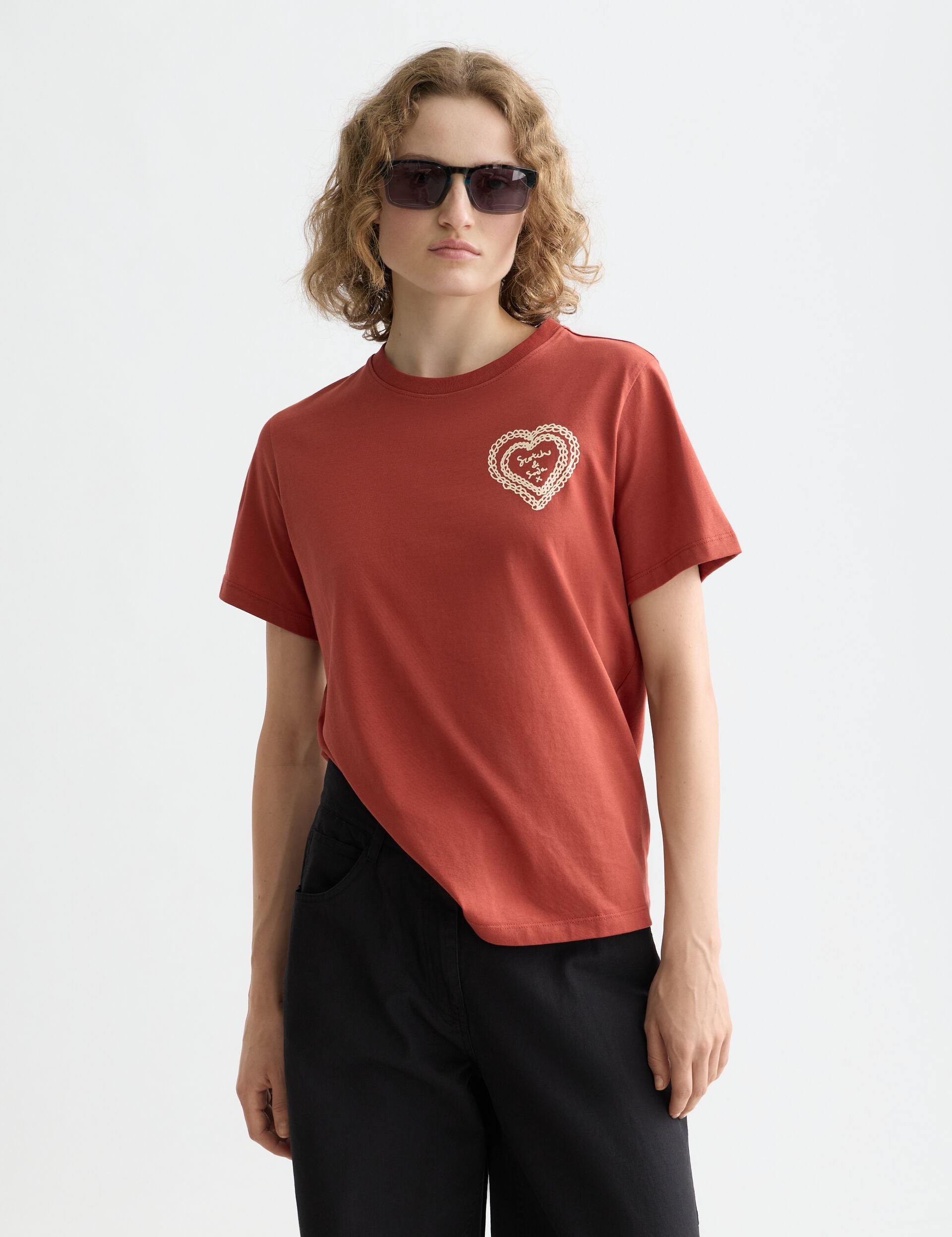 Chest artwork regular fit T-shirt