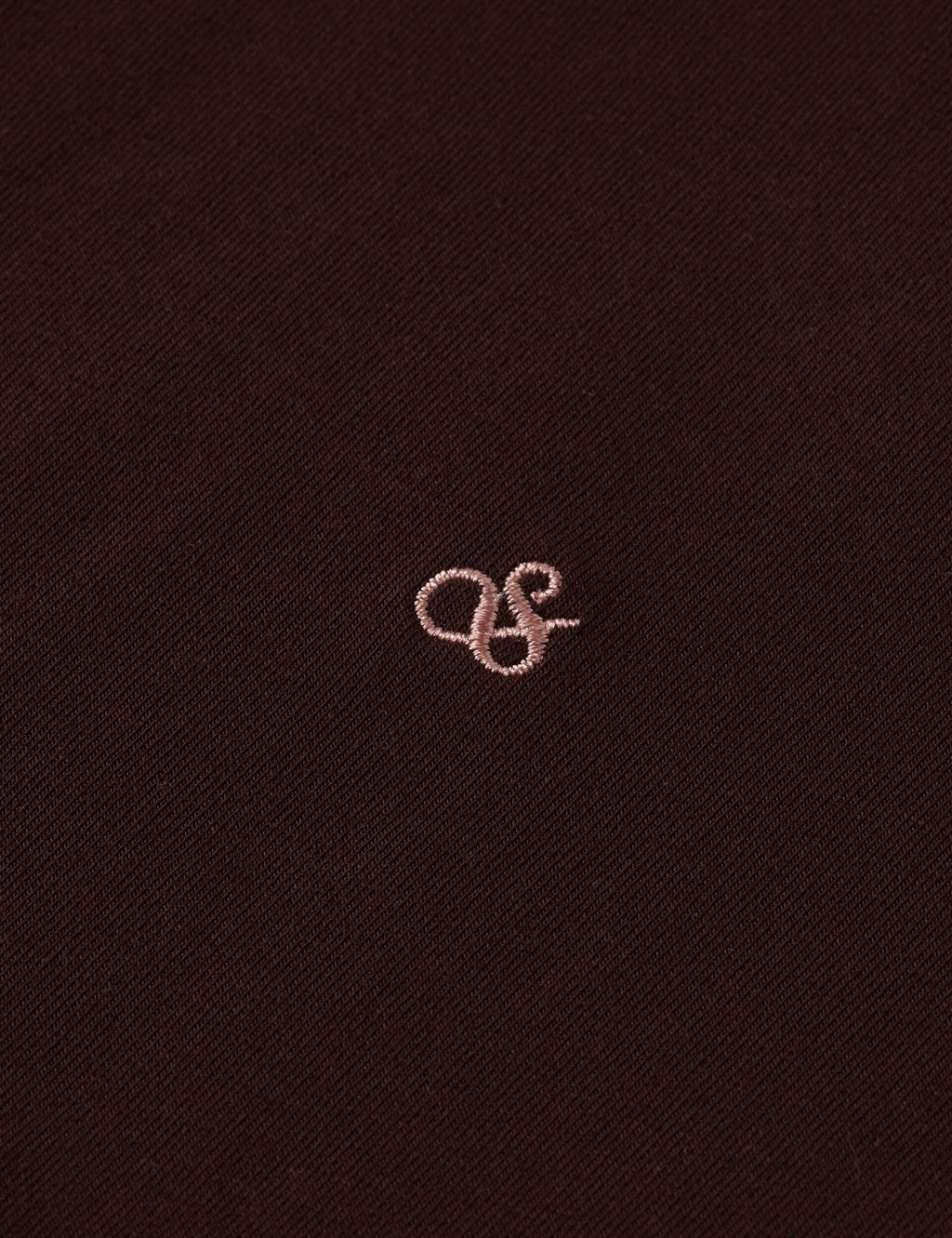 T-shirt with shaping