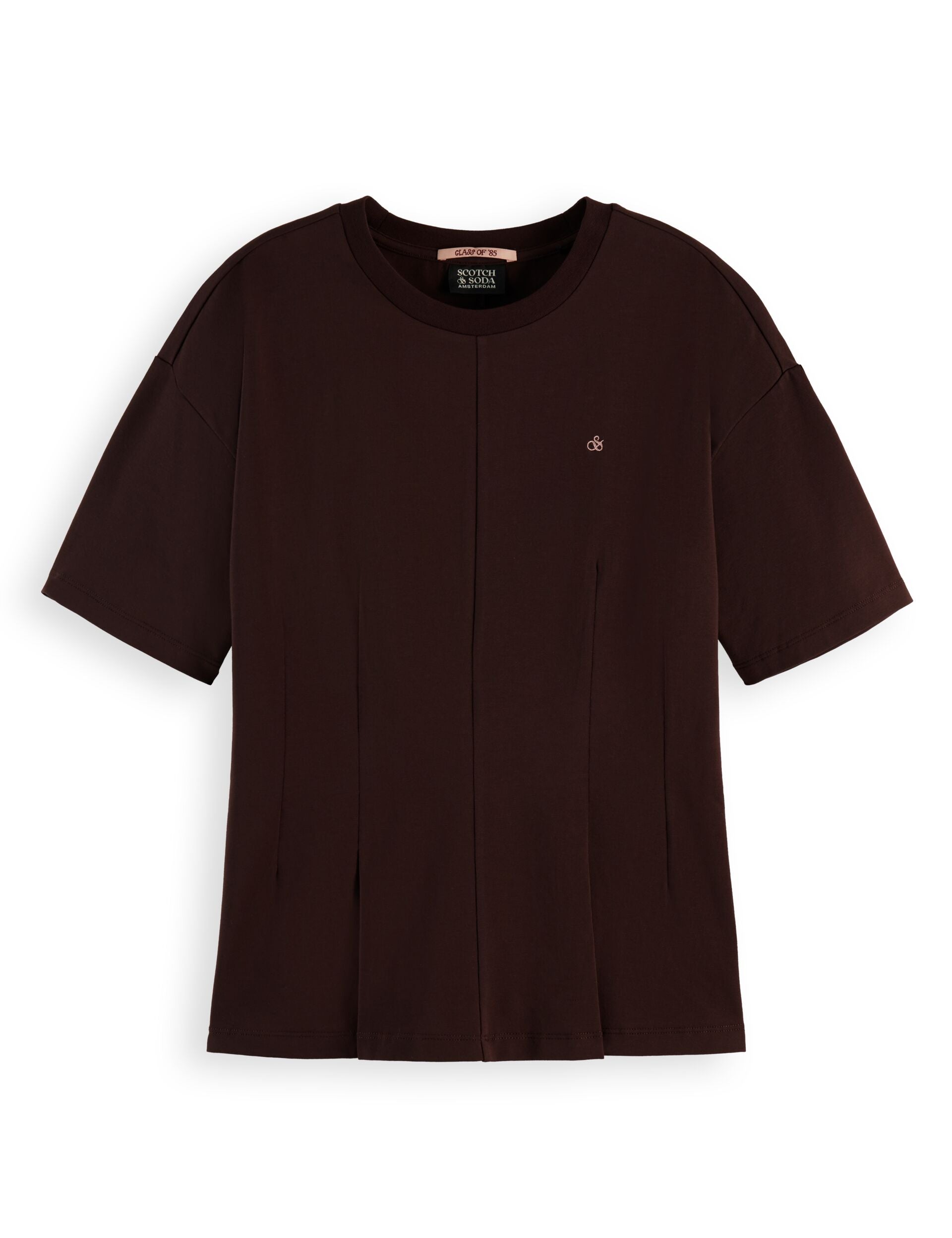 T-shirt with shaping