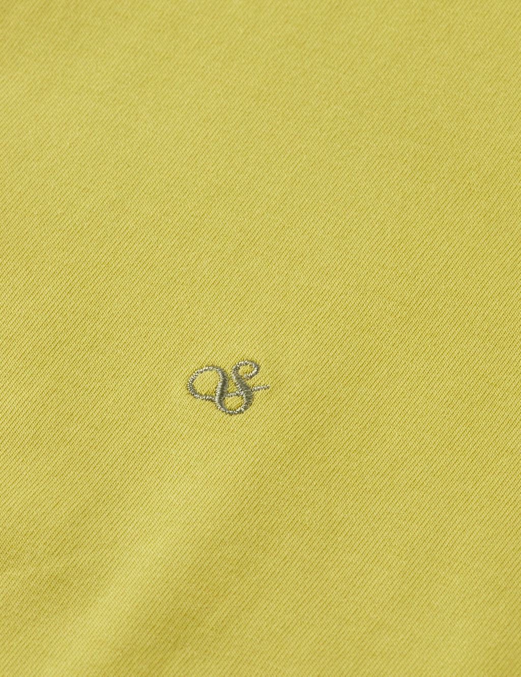 T-shirt with shaping