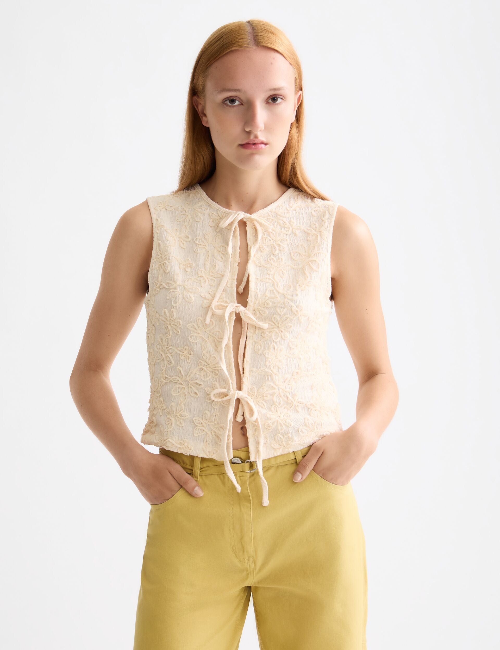 Bow closure structured tank