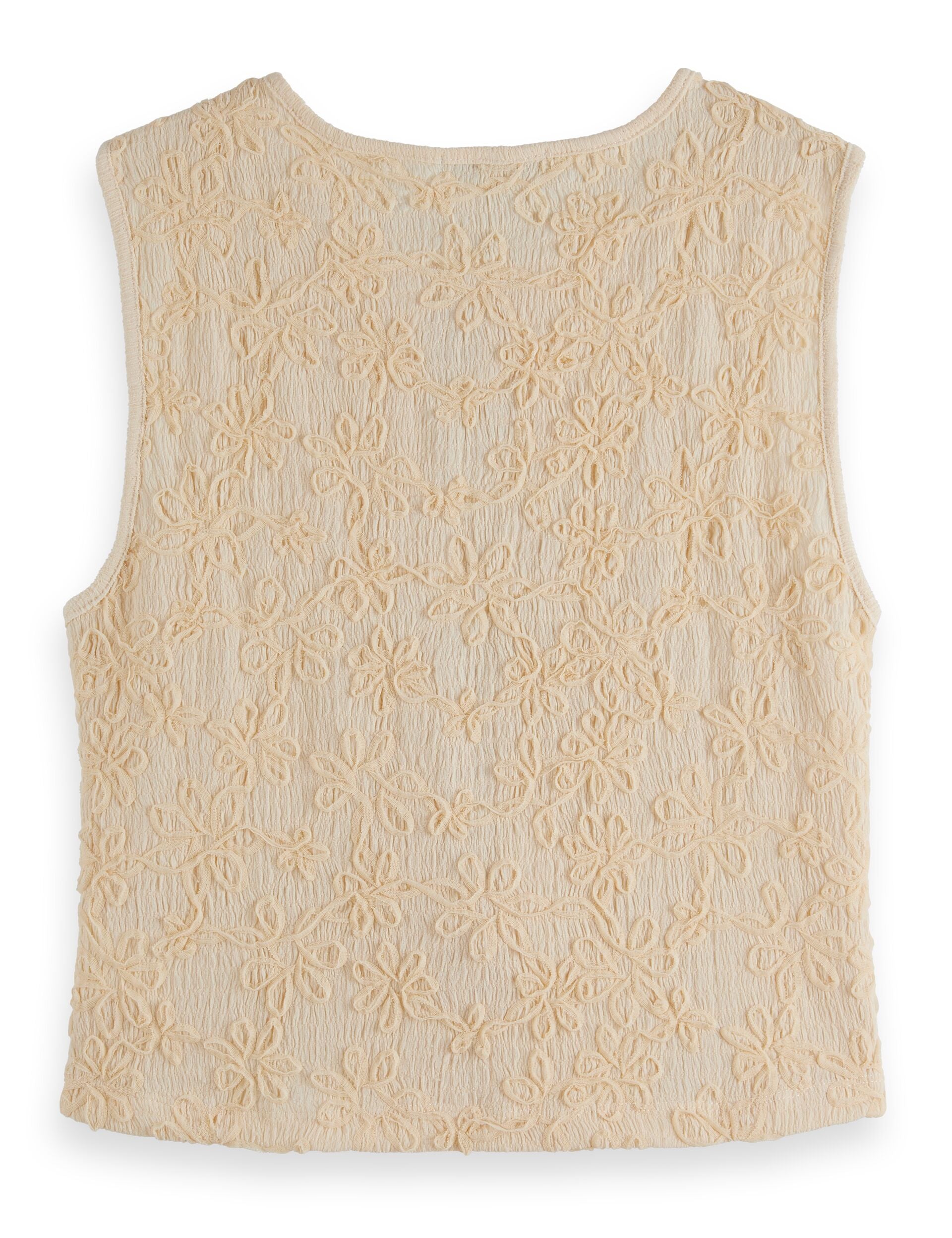 Bow closure structured tank