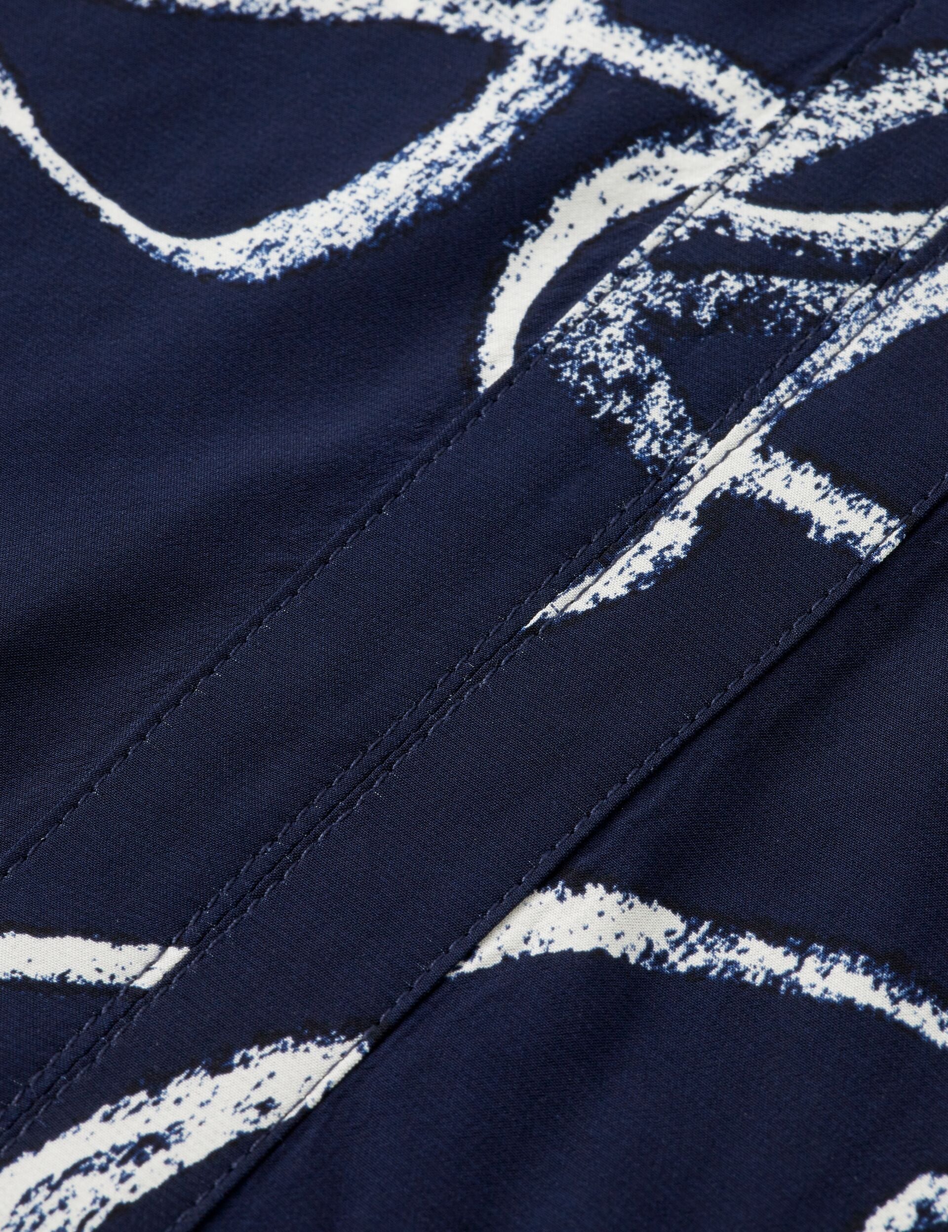 Easy top with draw string cuffs