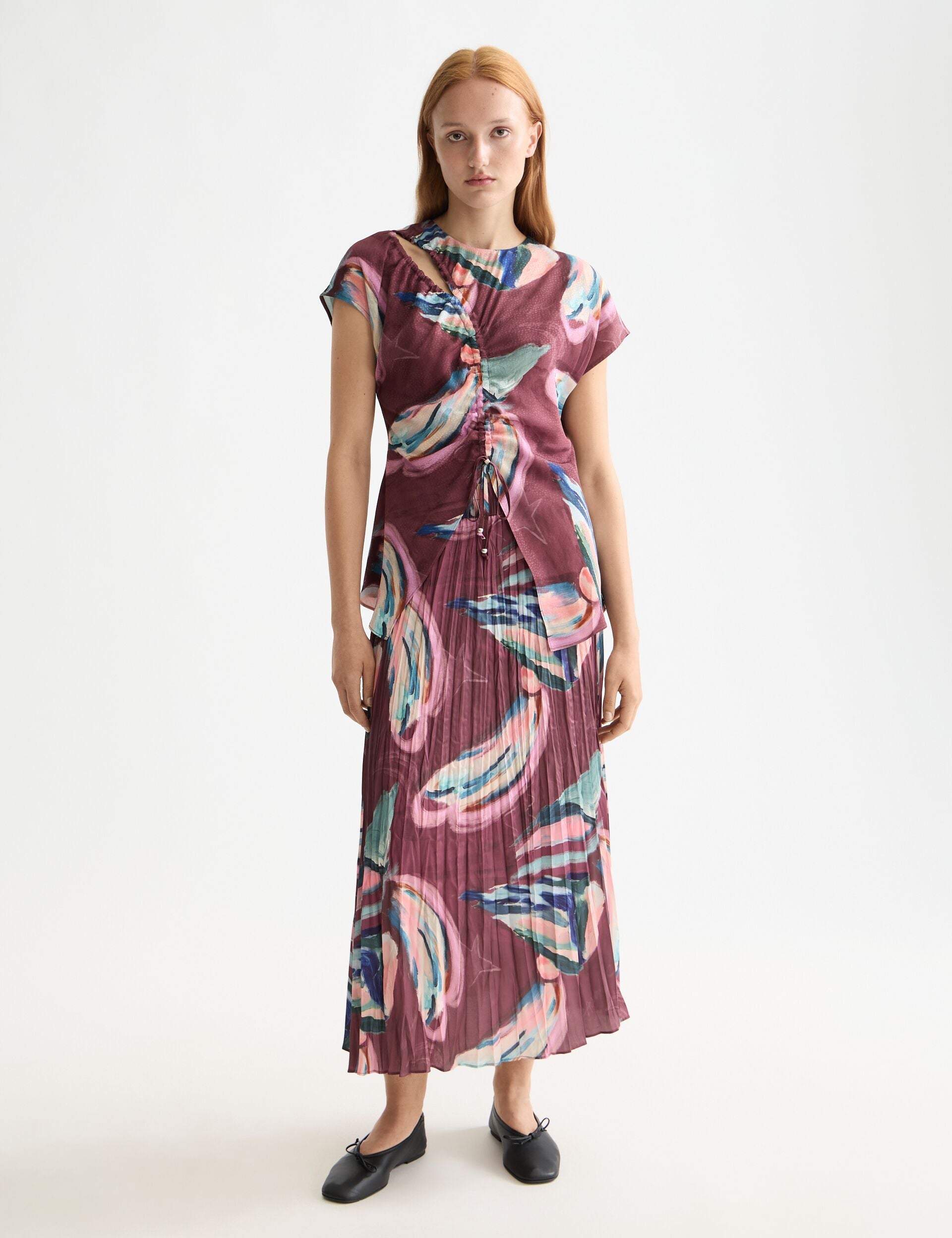 Draw string keyhole short sleeve top