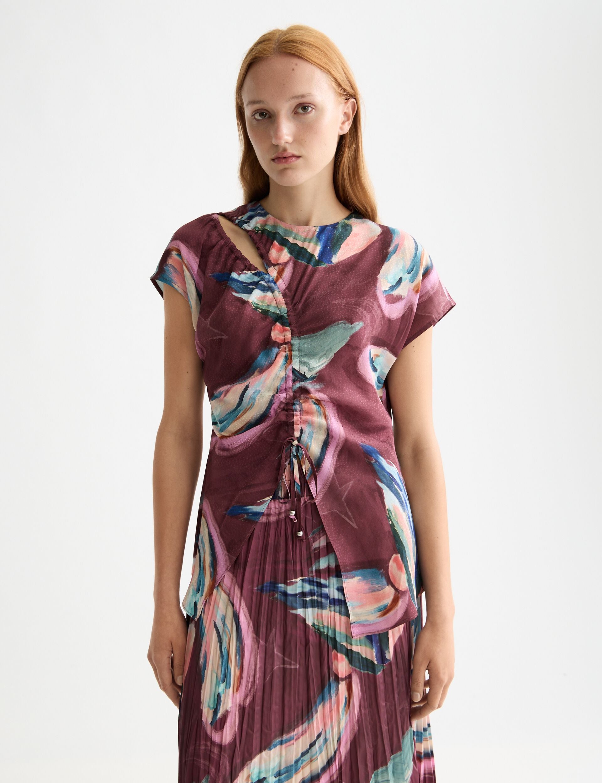 Draw string keyhole short sleeve top