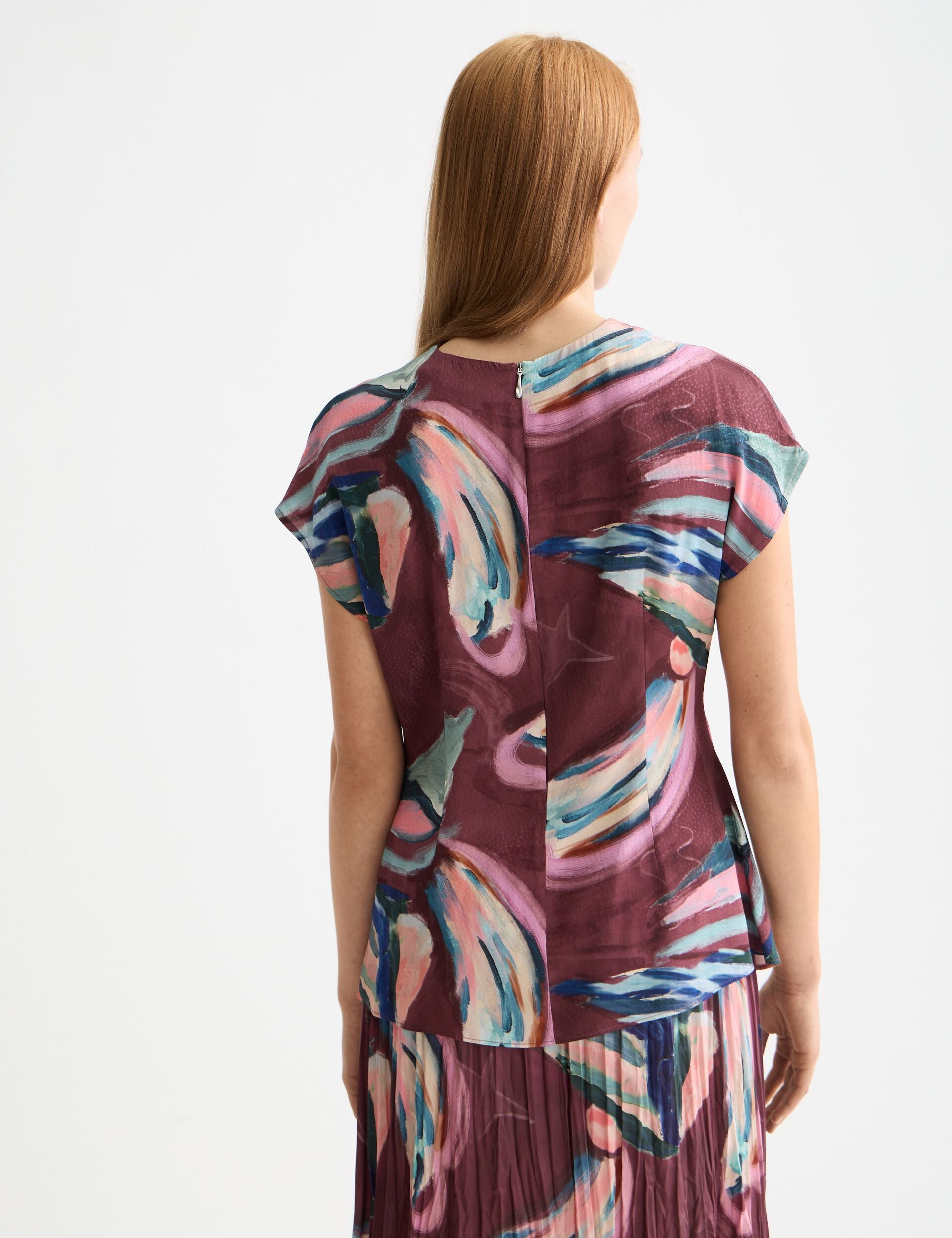 Draw string keyhole short sleeve top