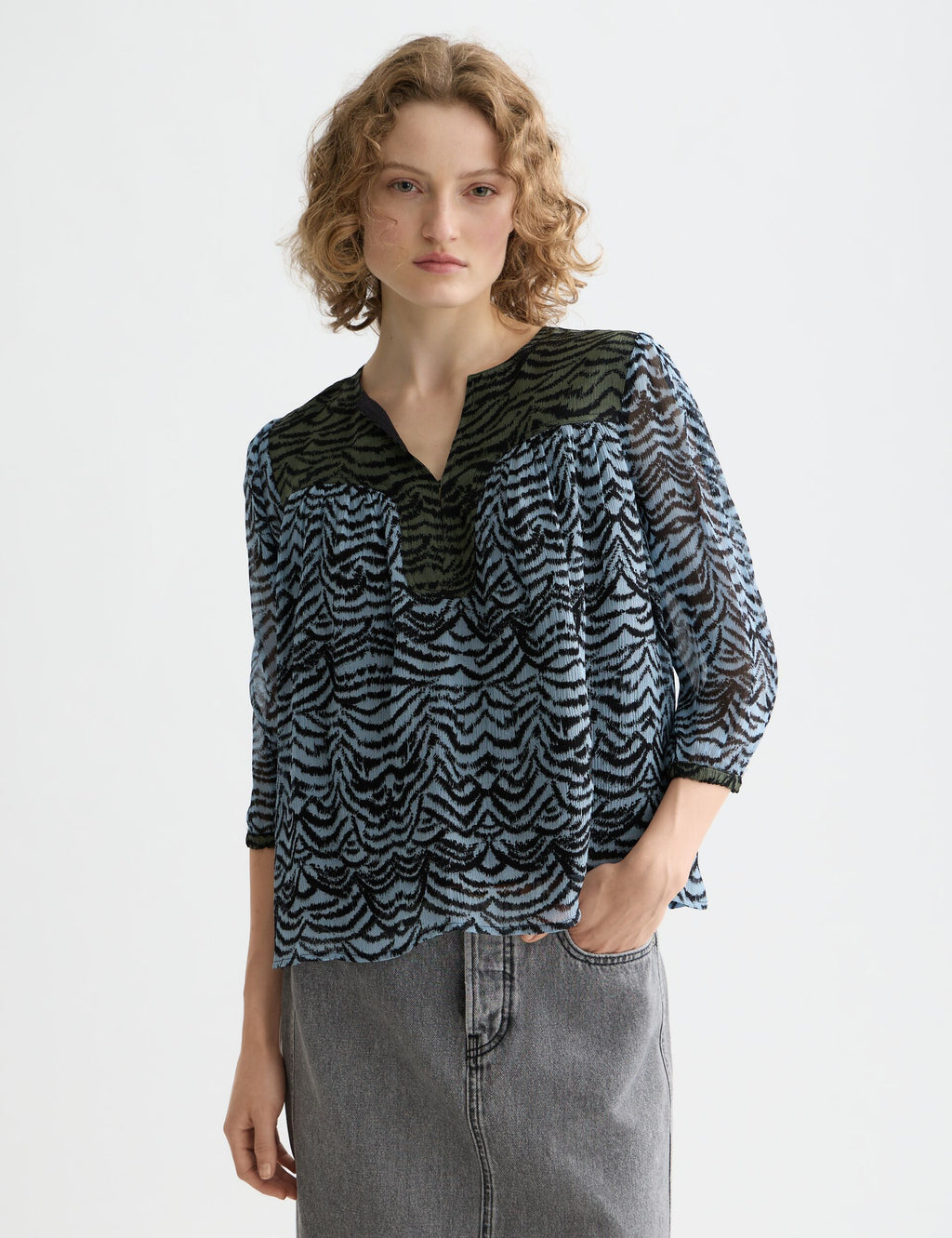 Contrast yoke short sleeve top