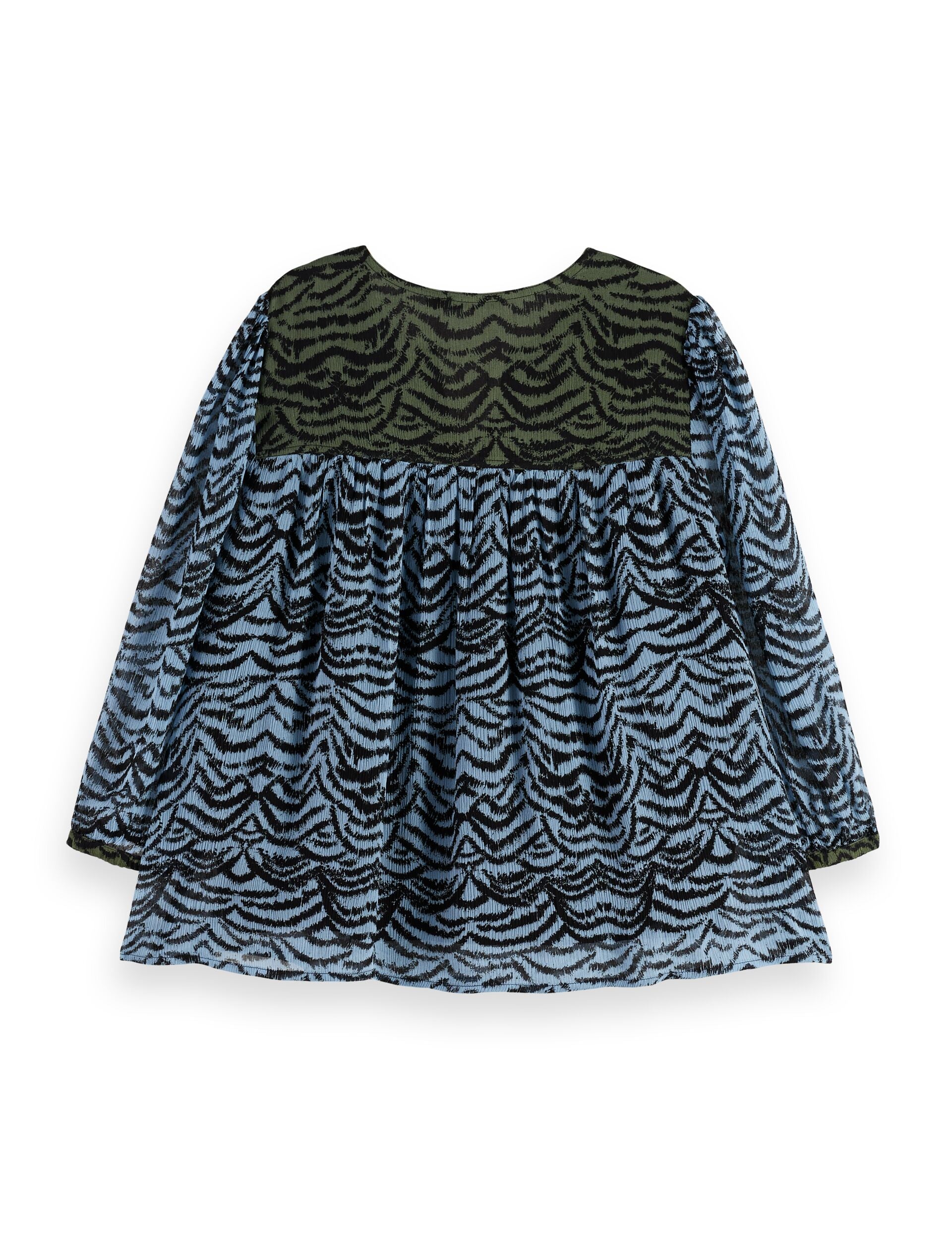 Contrast yoke short sleeve top