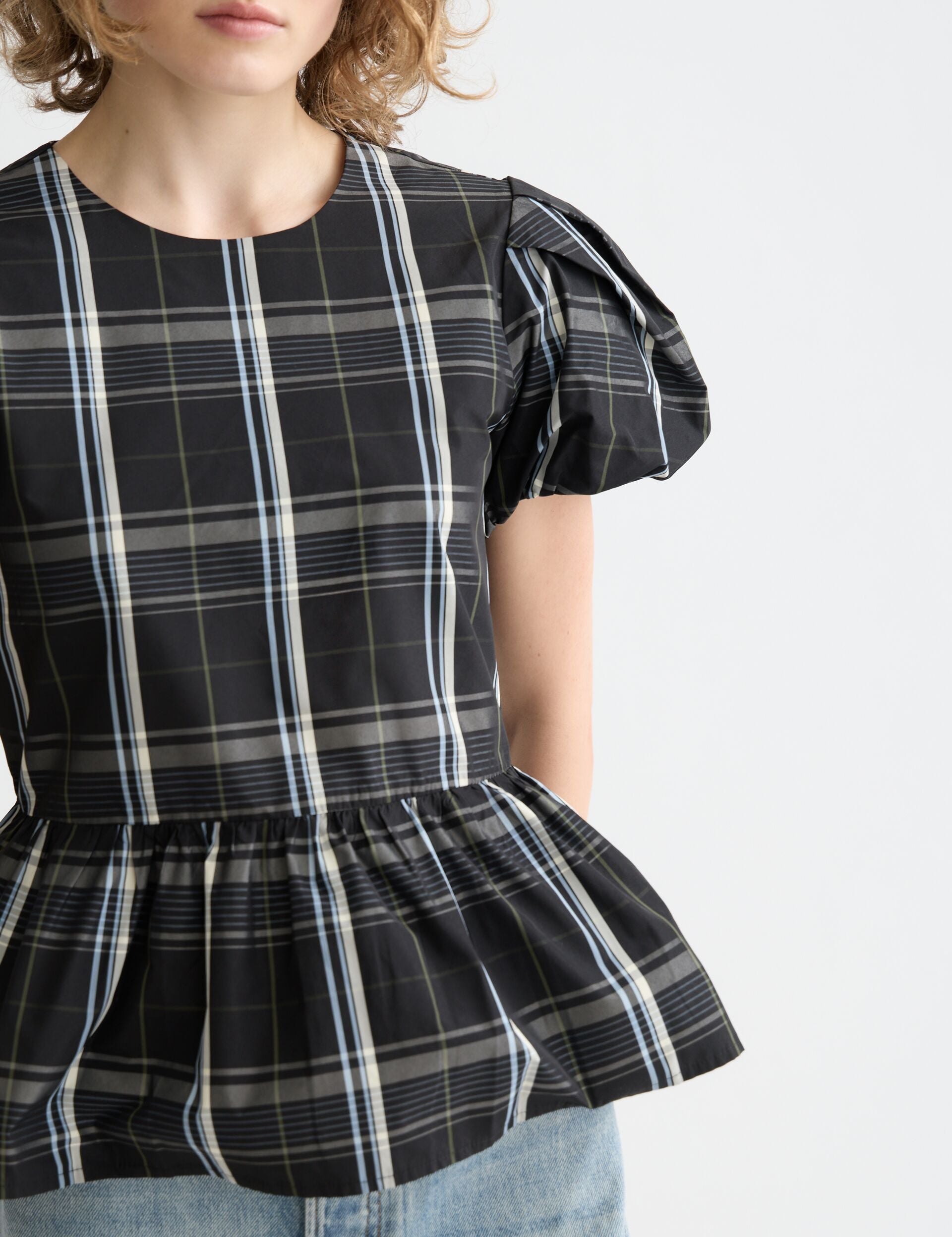 Cap sleeve taffeta top with peplum