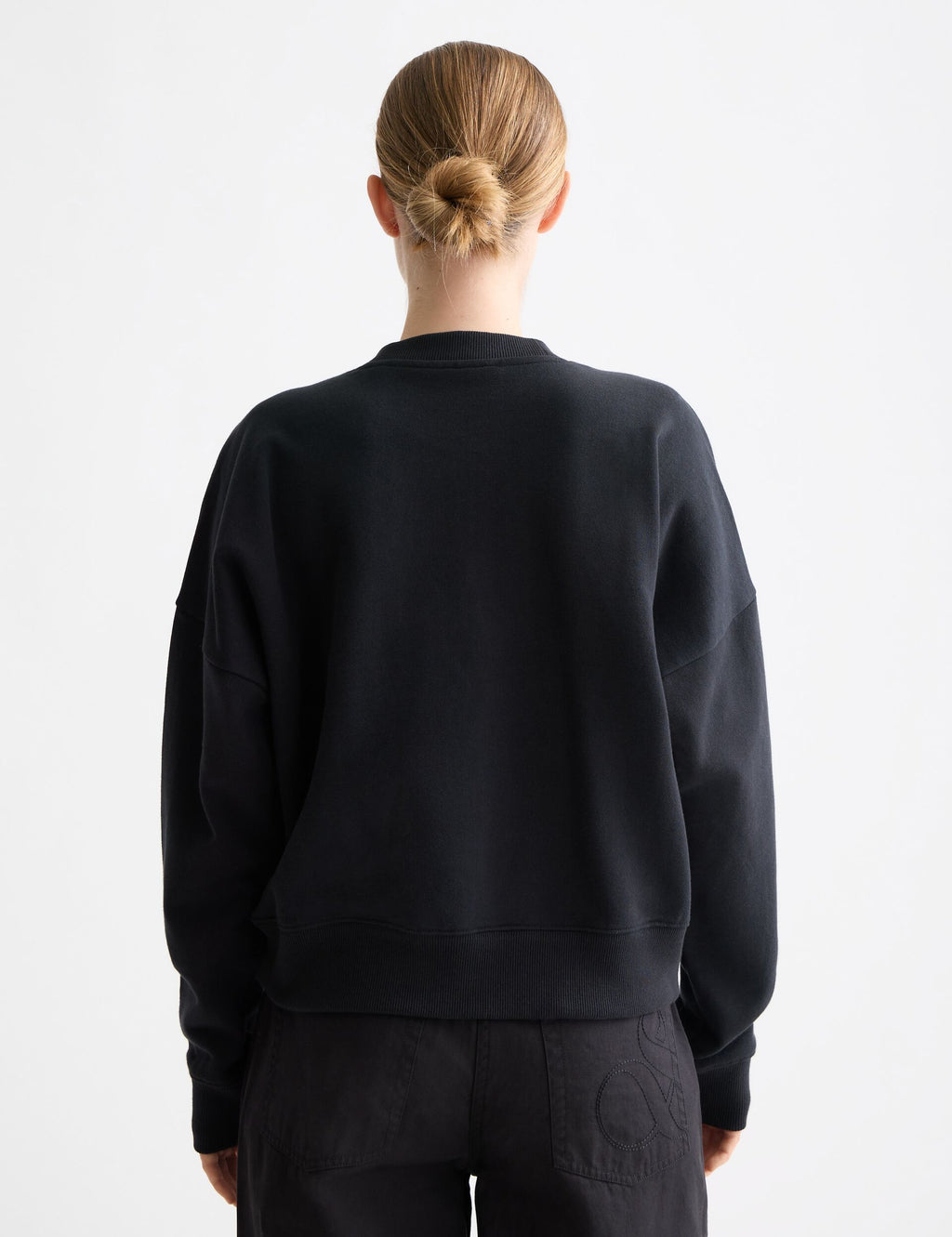 Chest artwork relaxed sweatshirt