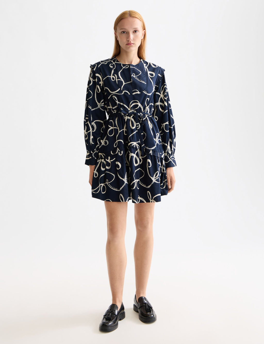 Scallop trim long sleeve mini dress