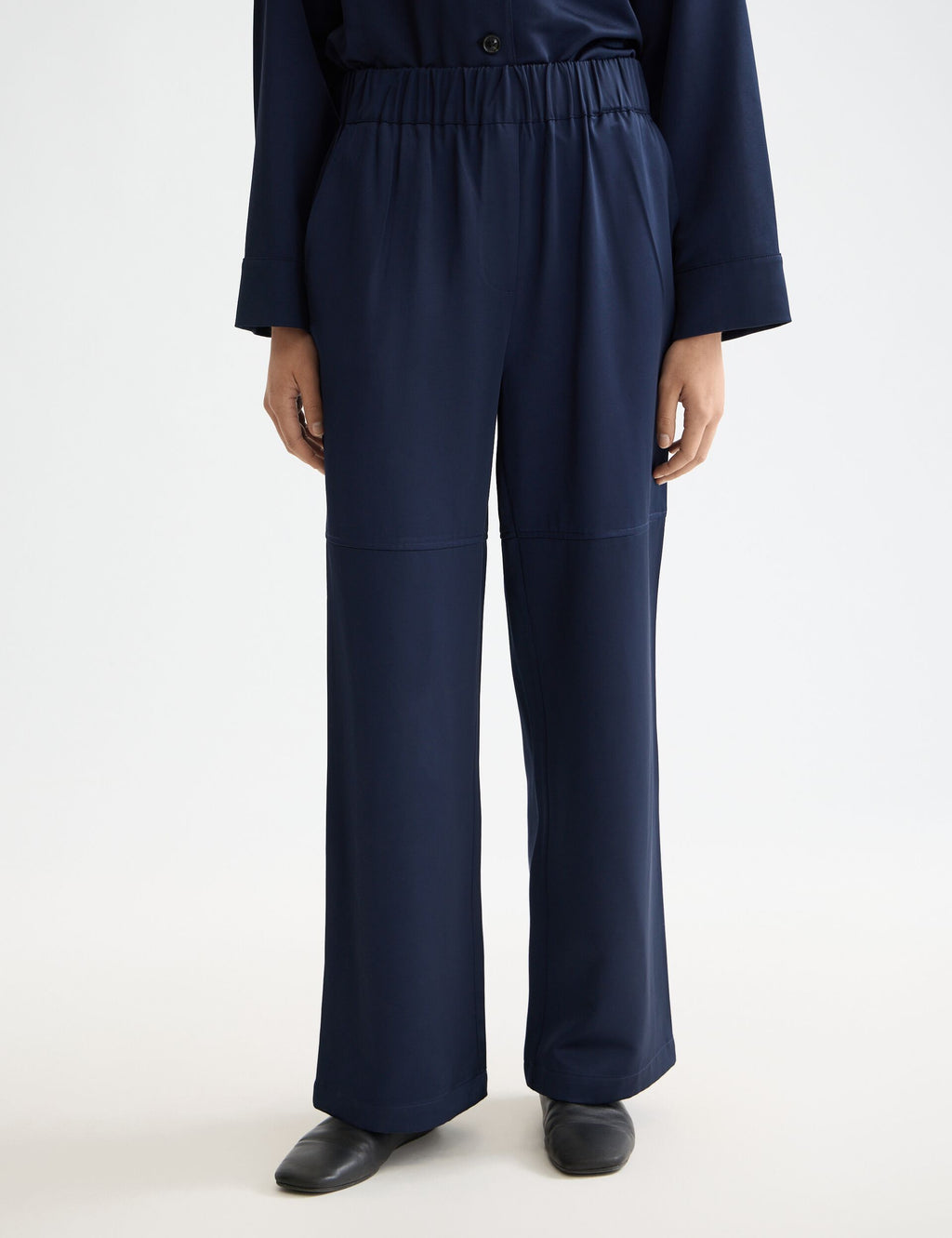 Noa - high rise wide leg pull on satin pant