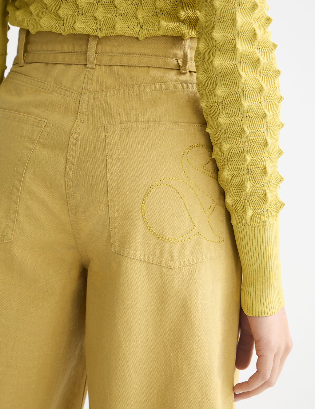 Lotus barrel leg seam detail pant