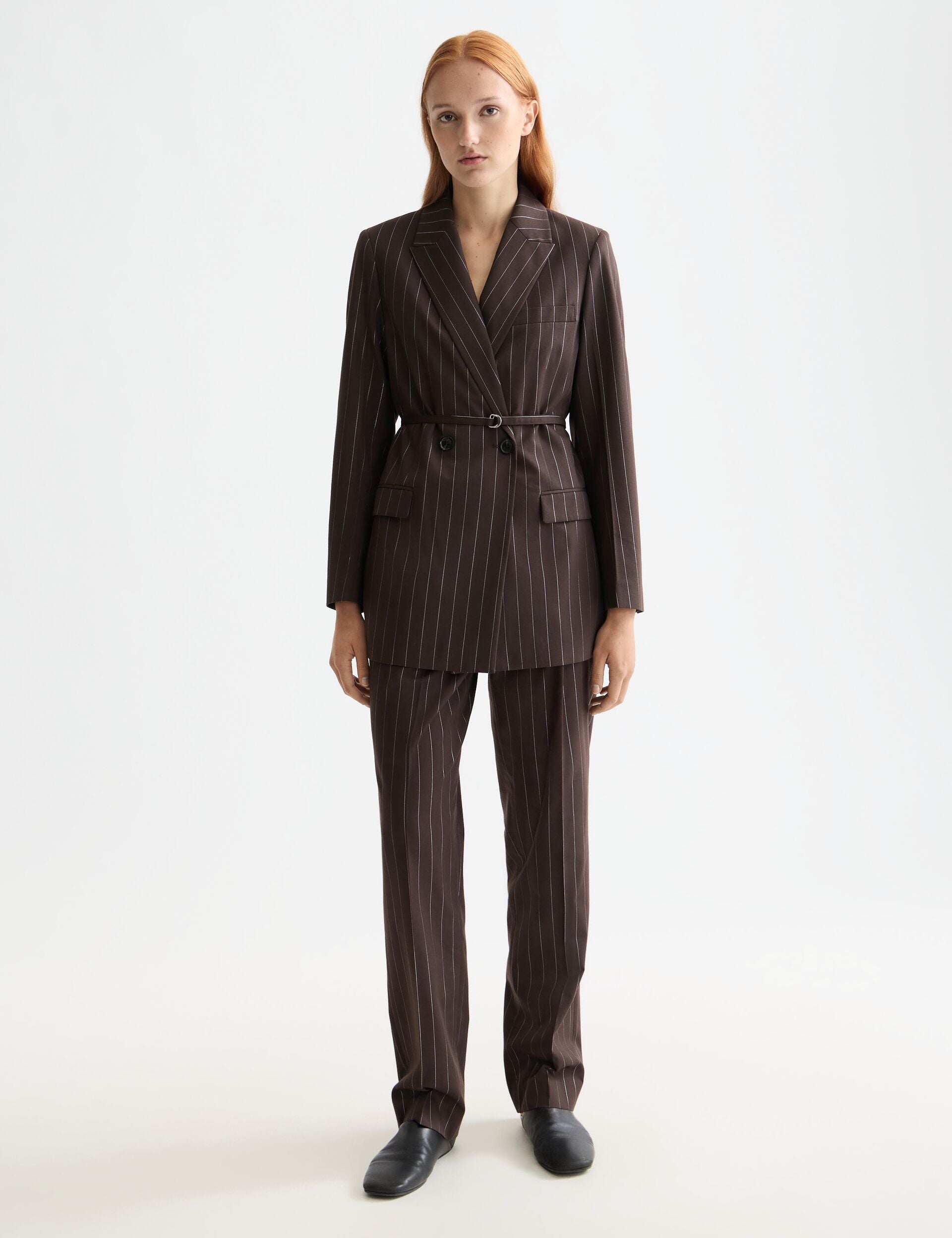 Robyn - high rise relaxed tapered leg