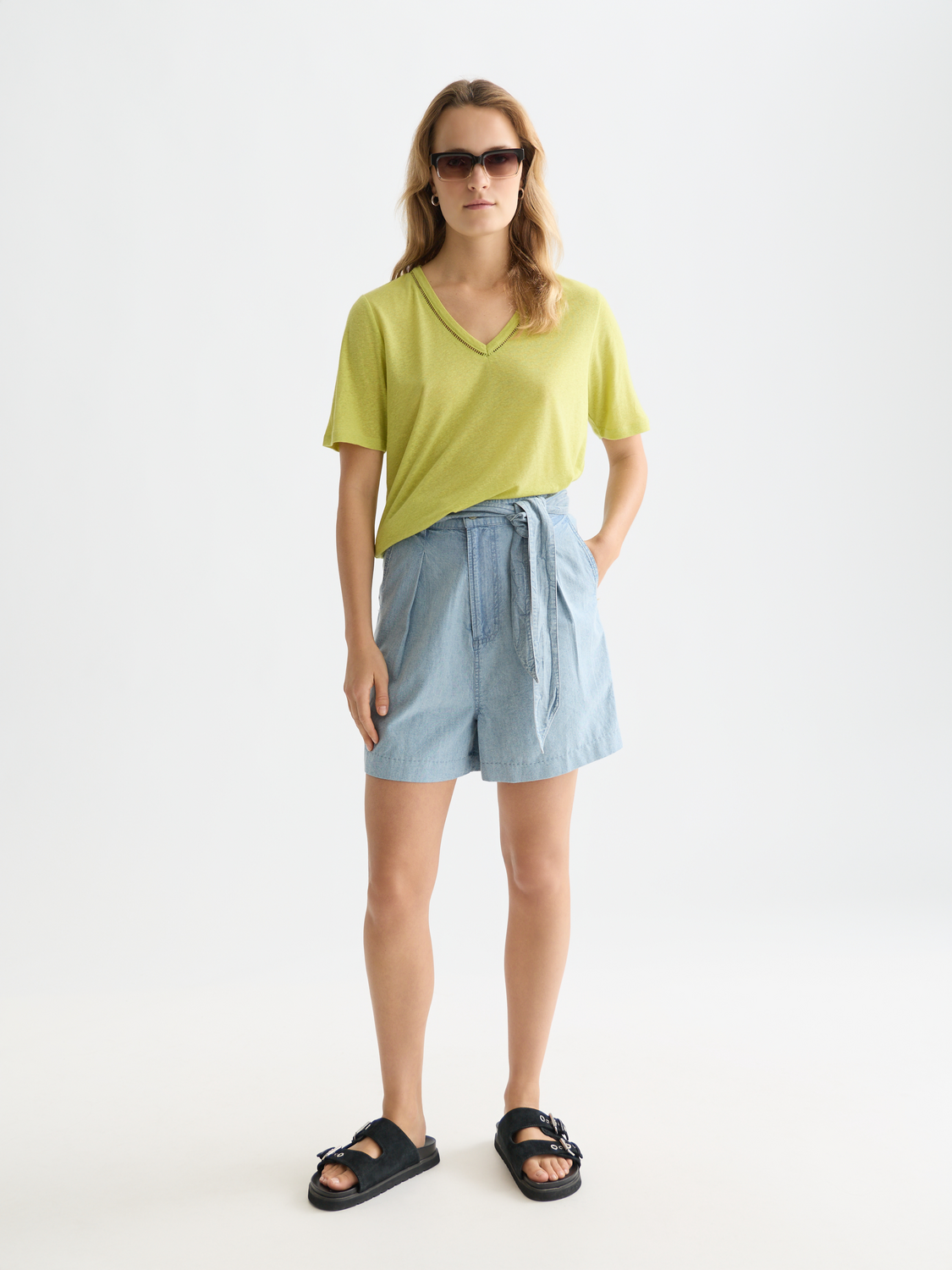 Linen V-Neck T-Shirt