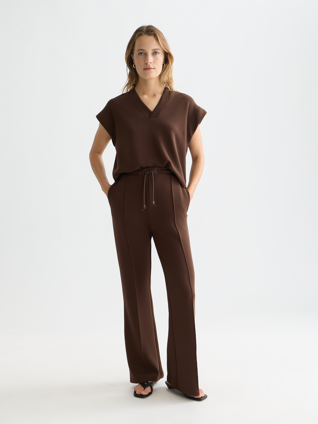 Tencel V-Neck Shortsleeved Sweatshirt