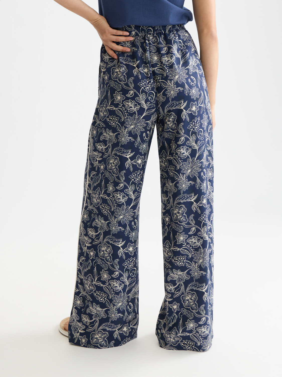 Eleni - All Over Printed High Rise Wide Leg Pull On Pants