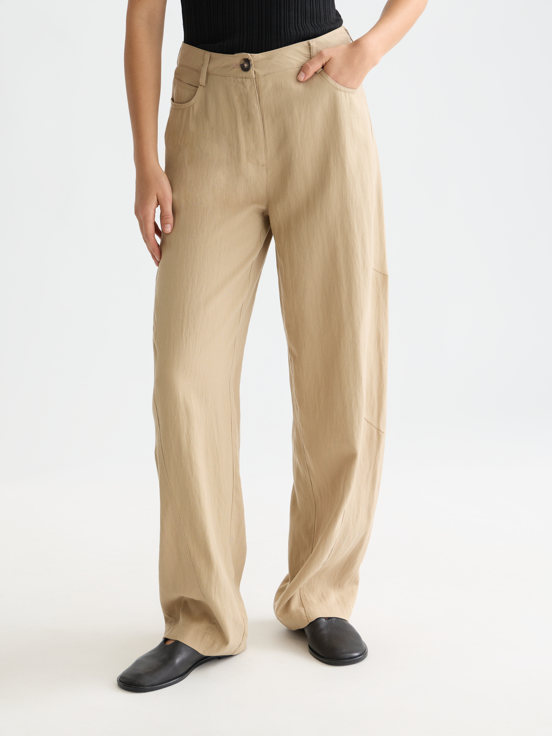 Lotus - Twill High Rise Barrel Leg Pants