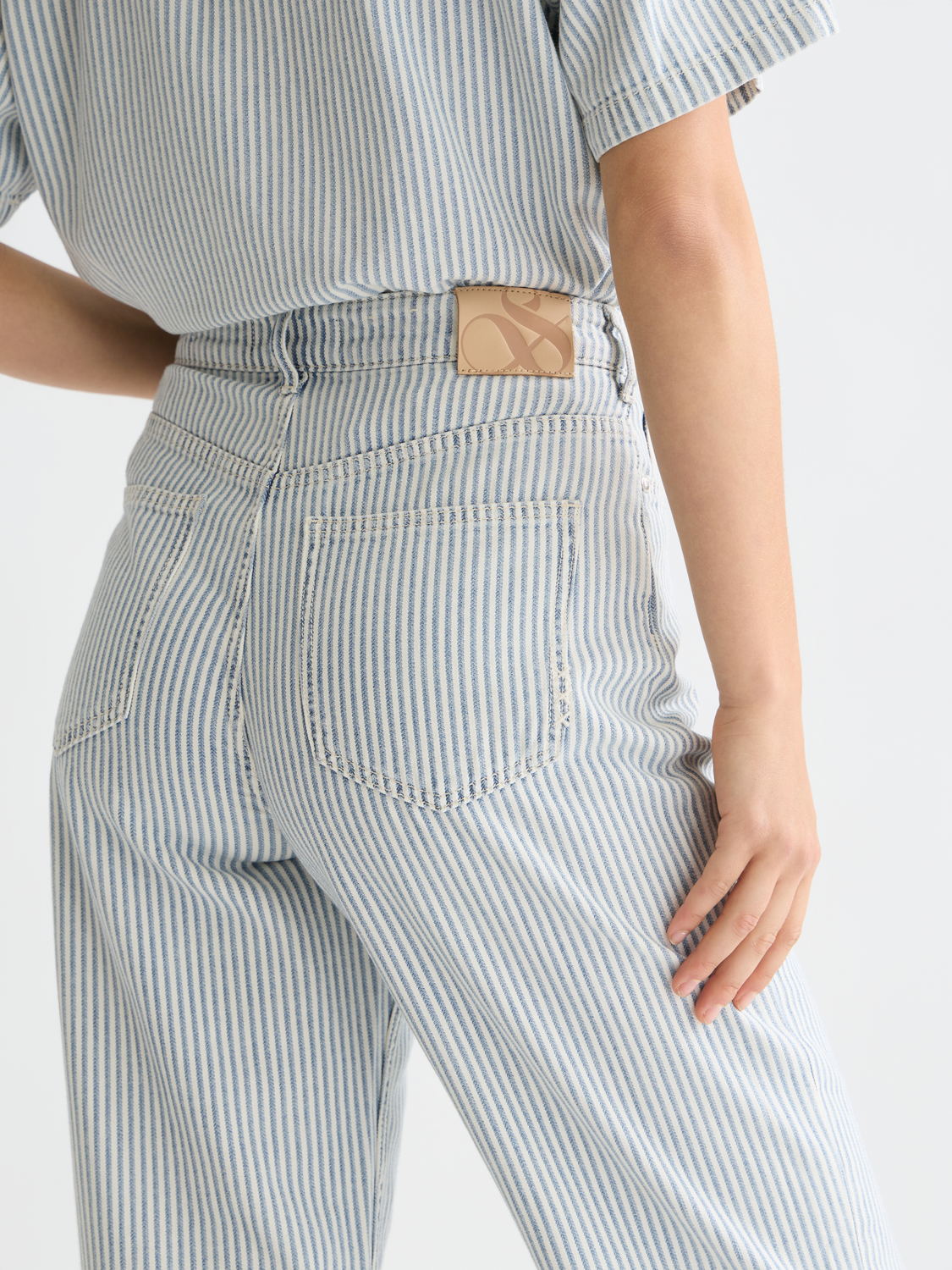 The Ripple Straight Jeans