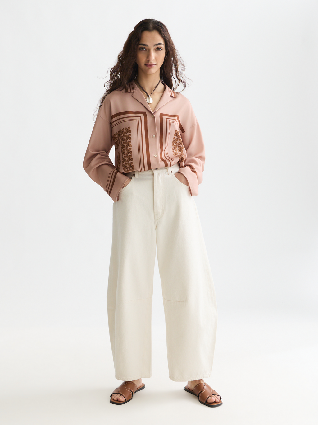 Eve Barrel Leg — Porcelain White