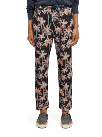 The Twilt printed pleated chino | Scotch & Soda